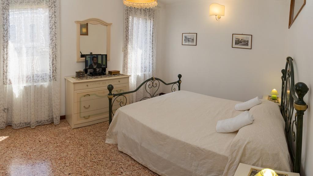 Casa San Giovanni E Paolo Venedik Dış mekan fotoğraf